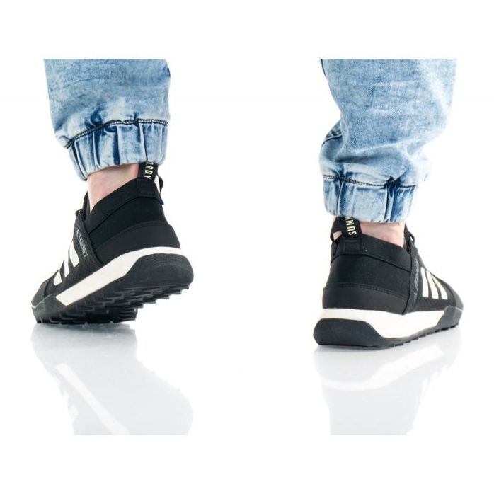 Cipő adidas Terrrex Daroga H.RDY M BC0980 fekete 1