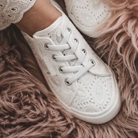 Áttört tornacipő Big Star JJ374134 Fehér 6