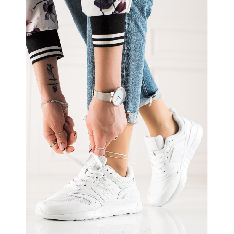 TRENDI Alkalmi sportcipő fehér 1