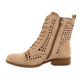 M.Daszyński Kötött áttört munkások Daszyński SA142-33 bézs 2