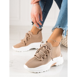 Camo Kényelmes sportcipők a platformon bézs 1