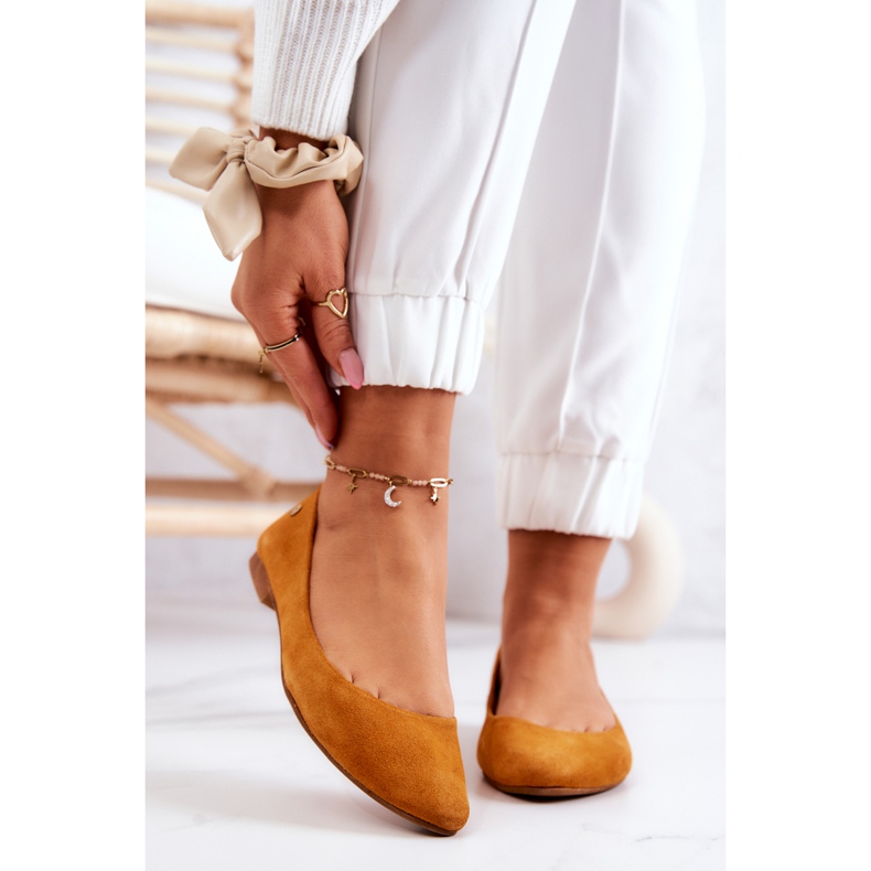 Női velúr balerina Maciejka 04100-44 Sötétsárga sokszínű 2