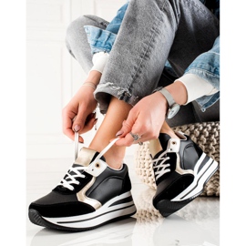 TRENDI Stílusos cipők fekete 1