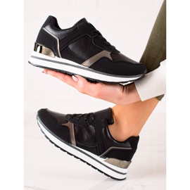 TRENDI Fekete cipők a platformon 1