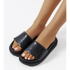 Fekete papucs a Big Star HH274684 platformon 1