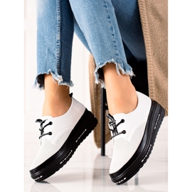 Könnyű Vinceza cipő fehér 1