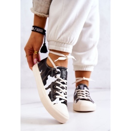 Női anyagú tornacipő Camo Big Star JJ274237 fehér-szürke 1