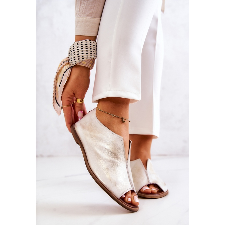 Bőr cipő cipzárral Nicole 2718/004 fehér és arany 1