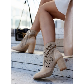 Áttört csizma Lewski Shoes 3166 Beige bézs 1