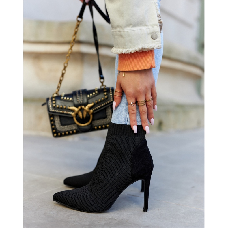 S.Barski Női csizma zoknival egy magassarkú fekete, tegnap este 2