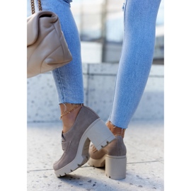 Lemar Elegáns cipő oszlopon, bézs Harmell díszítéssel 2