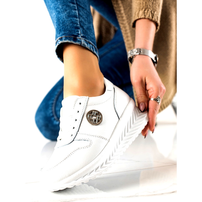 Női sportcipő megkötve Filippo DP3547 / 22 WH Fehér ezüst 2