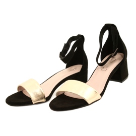 Fekete és arany szandálok egy bárban Evento 20SD98-1618 aranysárga 2