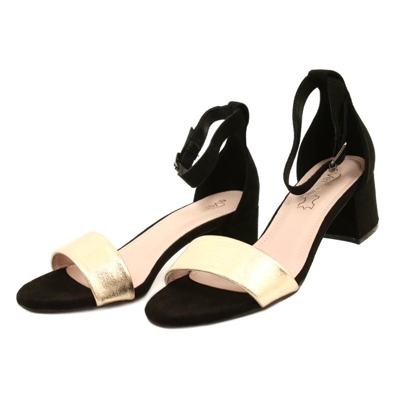 Fekete és arany szandálok egy bárban Evento 20SD98-1618 aranysárga 2