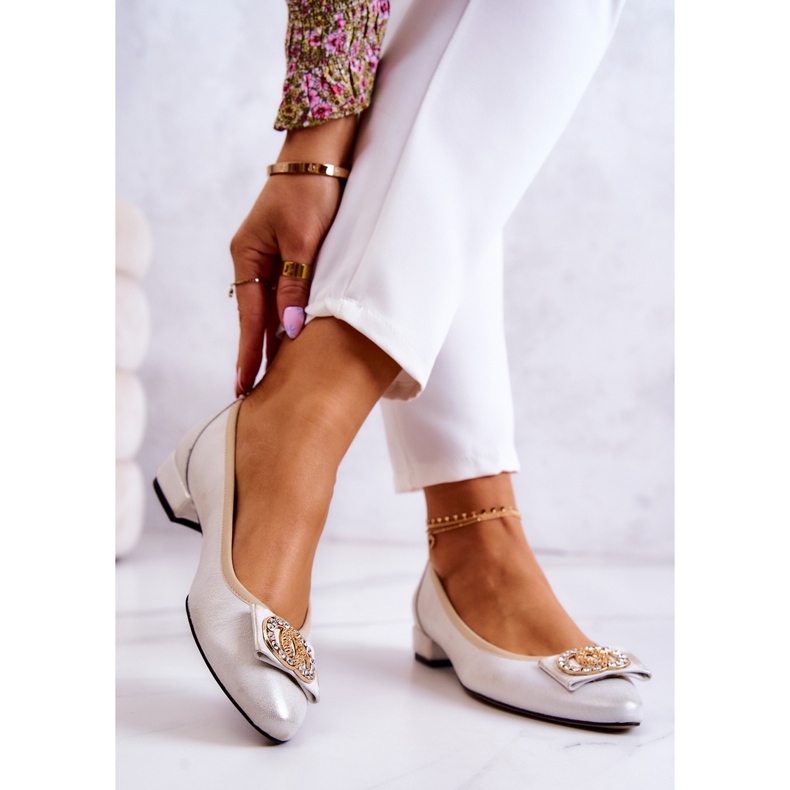 PA2 Bőr balerinák fehér és arany Joliet díszítéssel aranysárga 2