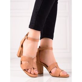 Evento Velúr magas sarkú szandál bézs barna 1