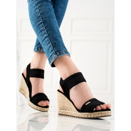 Női szandál Big Star JJ274976 fekete 2