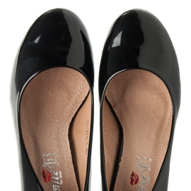 Yes Mile Lakkozott szivattyúk fekete 1