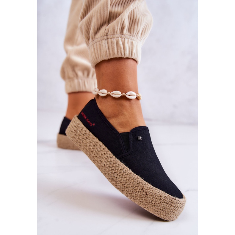 Női espadrillák az emelvényen Cross Jeans JJ2R4015C fekete 2