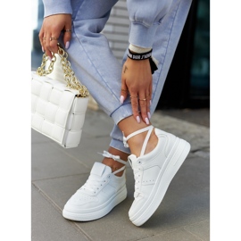 FG2 Női sportcipők White New Haven fehér 1