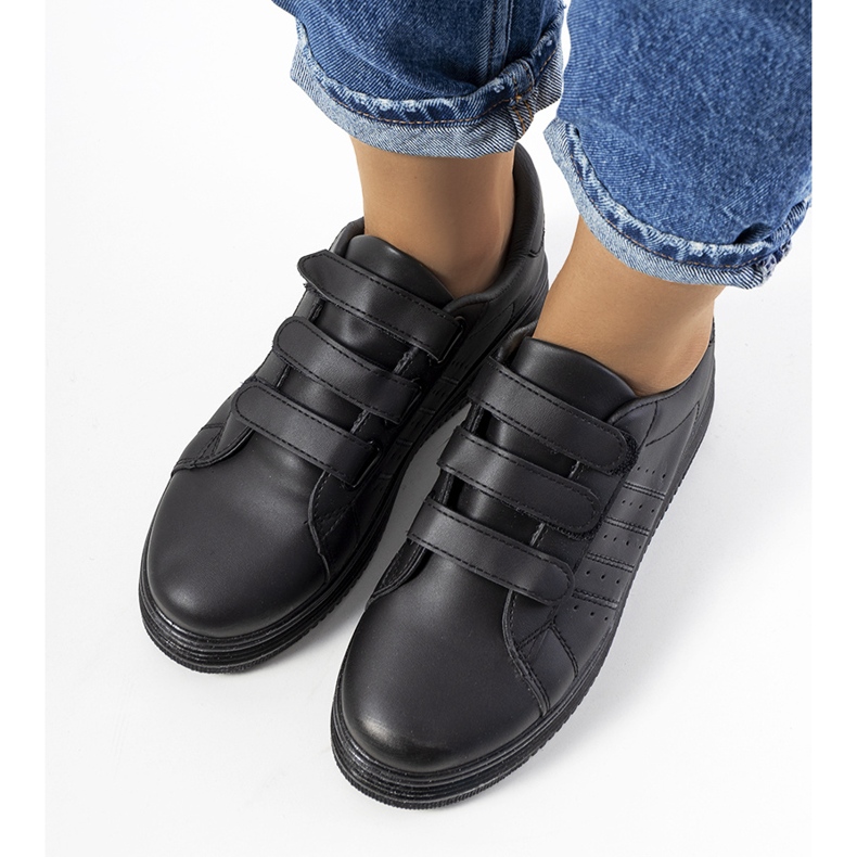 Fekete tornacipő a Nizza platformon 1