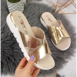 Lakkozott bőr papucs S. Barski W OLI159B arany aranysárga 1 Lakkozott bőr papucs S. Barski W OLI159B arany aranysárga 1