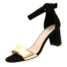 Fekete és arany sarkú szandálok Evento 20SD98-1617 aranysárga 3