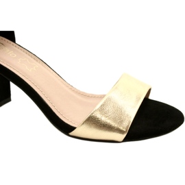 Fekete és arany sarkú szandálok Evento 20SD98-1617 aranysárga 5