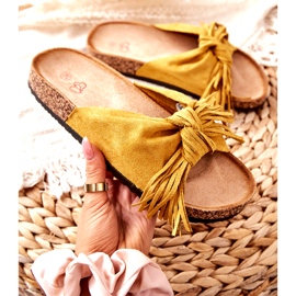 Sárga papucs parafa talppal és rojtokkal 1