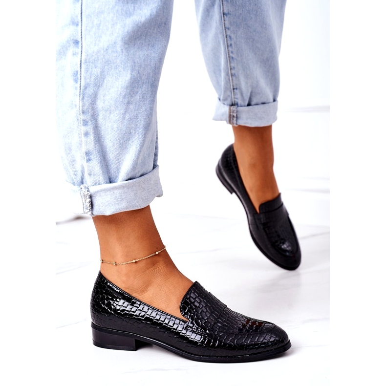 Lakkozott mokaszinok Vinceza 21-10674 Fekete 2