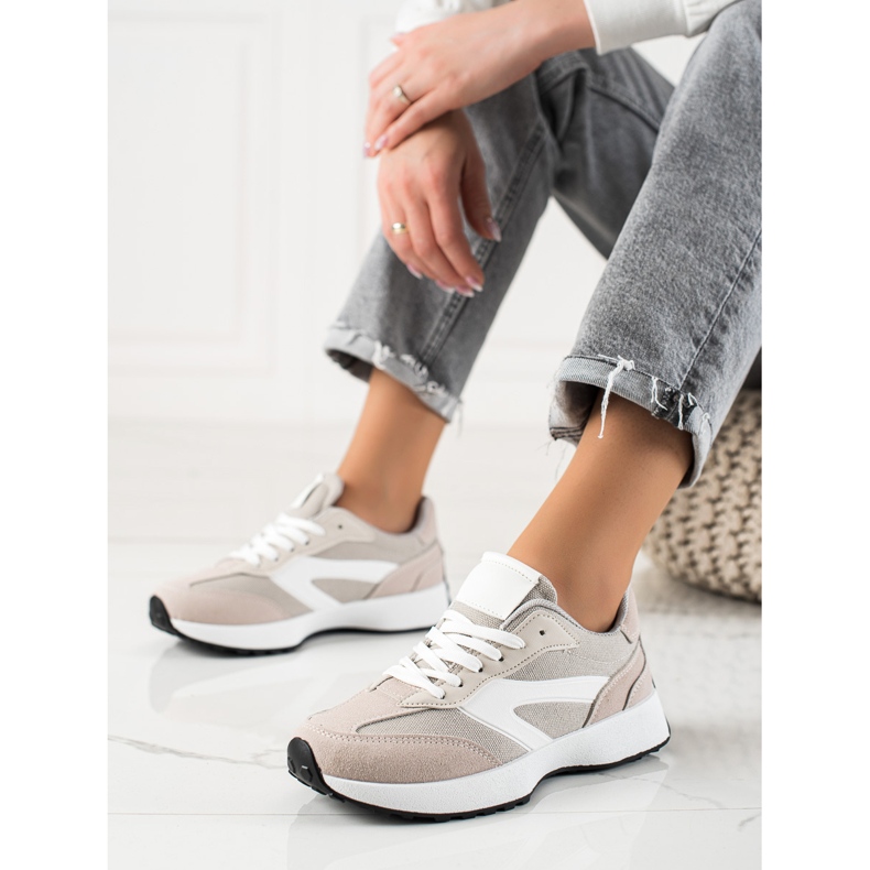 TRENDI Klasszikus sportcipő bézs 1