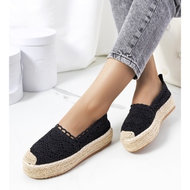 Fekete csipke espadrillák az Akker platformon 1