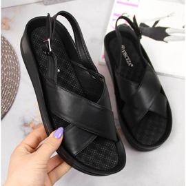 Fekete Vinceza W JAN117A ékszandál 1