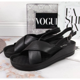 Fekete Vinceza W JAN117A ékszandál 2