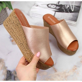 Ékes papucs Vinceza W JAN98B arany aranysárga 1 Ékes papucs Vinceza W JAN98B arany aranysárga 1