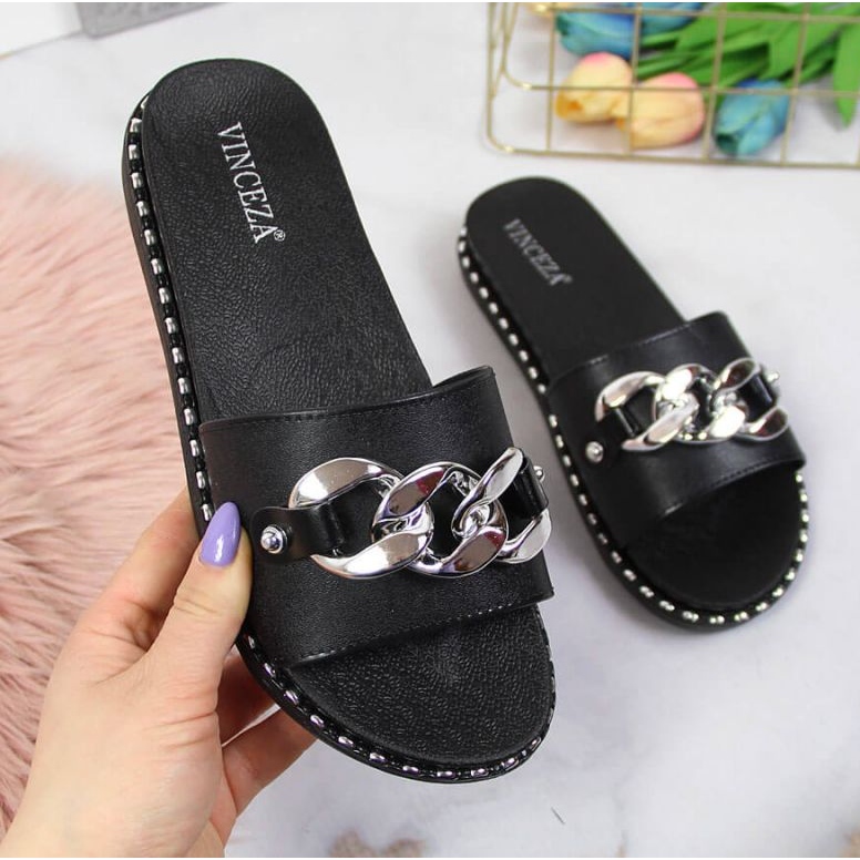 Fekete Vinceza W JAN111A papucs lánccal 1