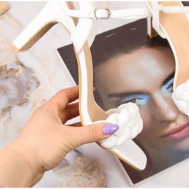 Magas sarkú szandál Vinceza W JAN114B fehér 1