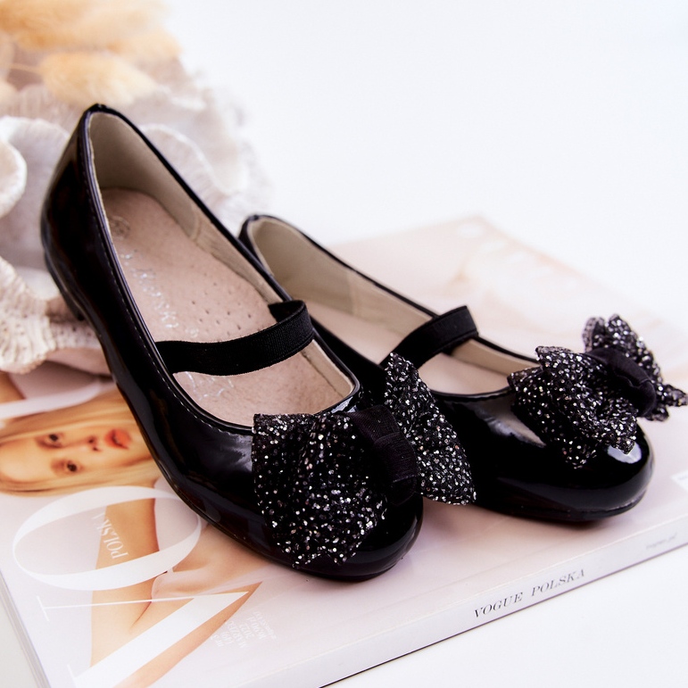 S.Barski Gyerek lakkozott balerinák masnival Fekete Zolly 2