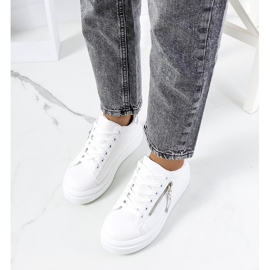 Tamis fehér és ezüst színű női tornacipő 1