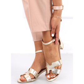 Nabila Gold magas sarkú szandál aranysárga 1