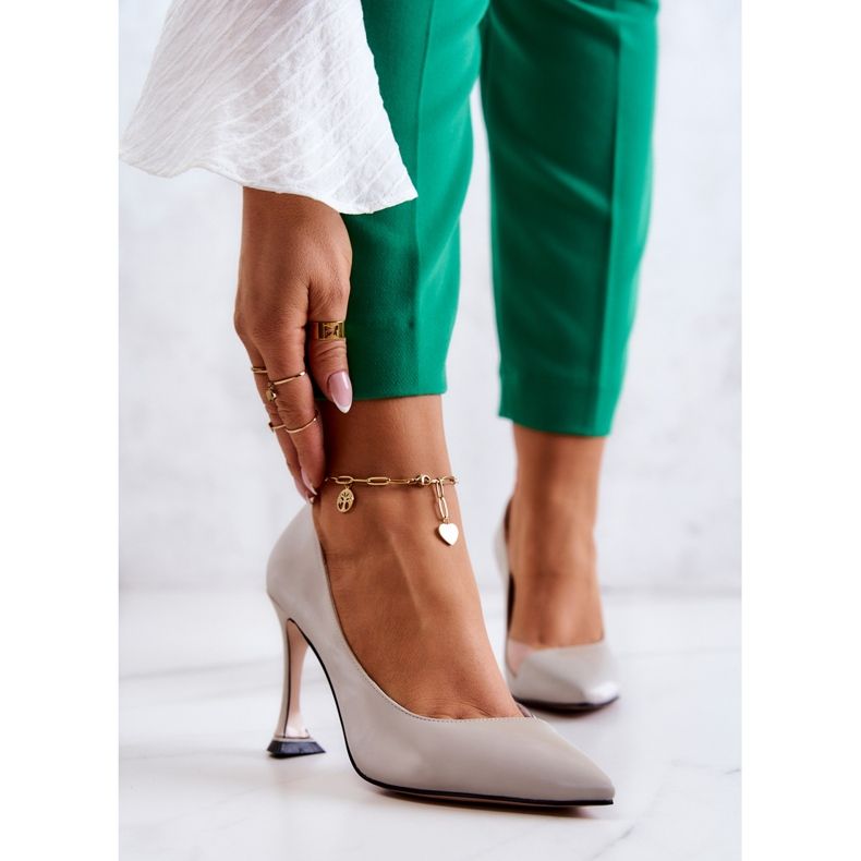 S.Barski Divatos bőr tűsarkú világosszürke Tamira 1