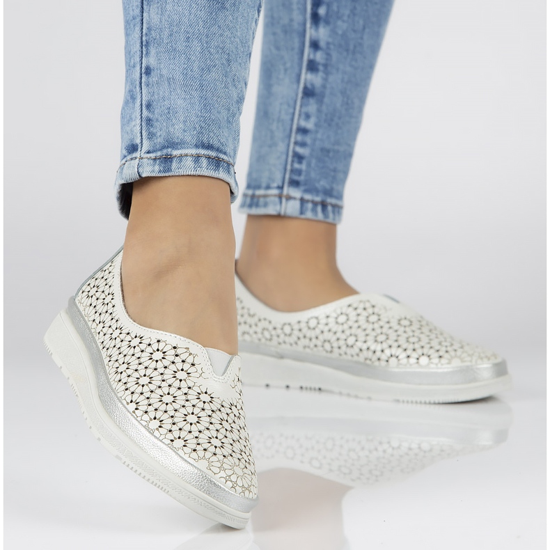 Filippo DP1400 / 20 Wh Fehér cipő khaki zöld 1 Filippo DP1400 / 20 Wh Fehér cipő khaki zöld 1