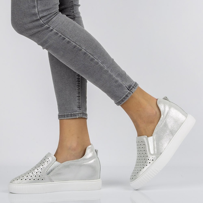 Bőr cipő Filippo DP1398 / 20 Si ezüst 1