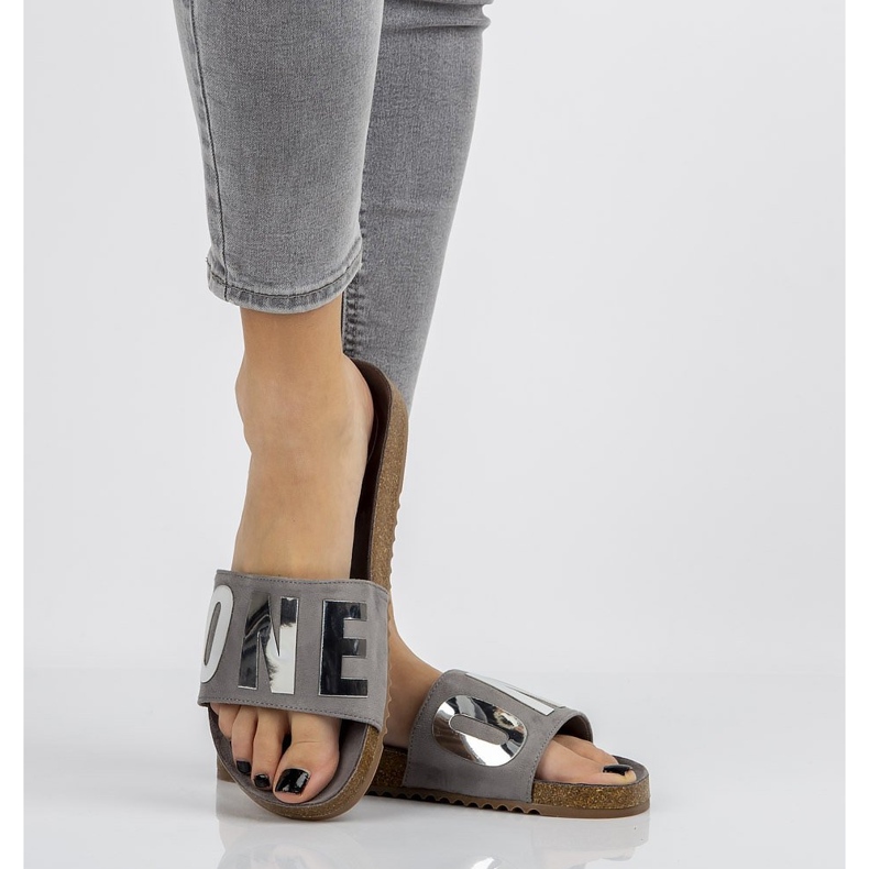 Filippo DK1374 / 20 Gr szürke papucs 1