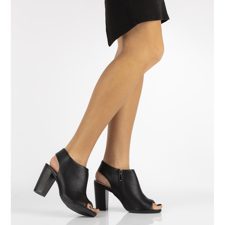 Filippo DBT44 / 16 Bk fekete szandál 1