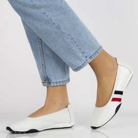 Bőr cipő Filippo DP2063 / 21 Wh fehér 2