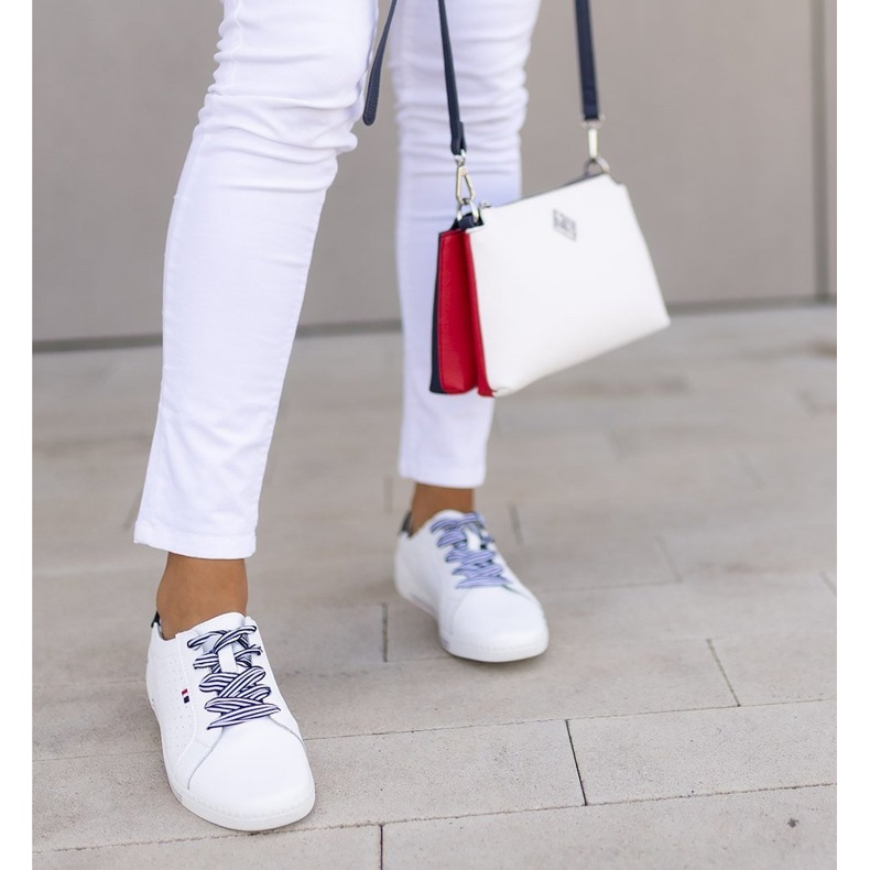 Bőr cipő Filippo DP2154 / 21 Wh fehér 2