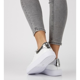 Bőr cipő Filippo DP2157 / 21 Wh fehér 2