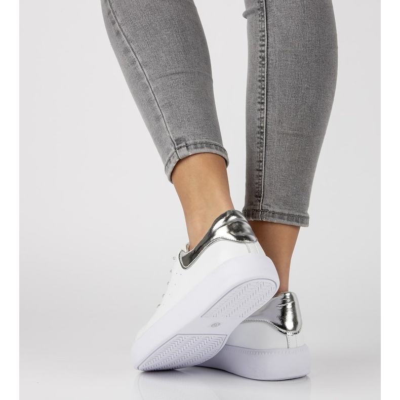 Bőr cipő Filippo DP2157 / 21 Wh fehér 2