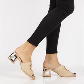 Filippo DK2088 / 21 Be bézs színű papucs 1